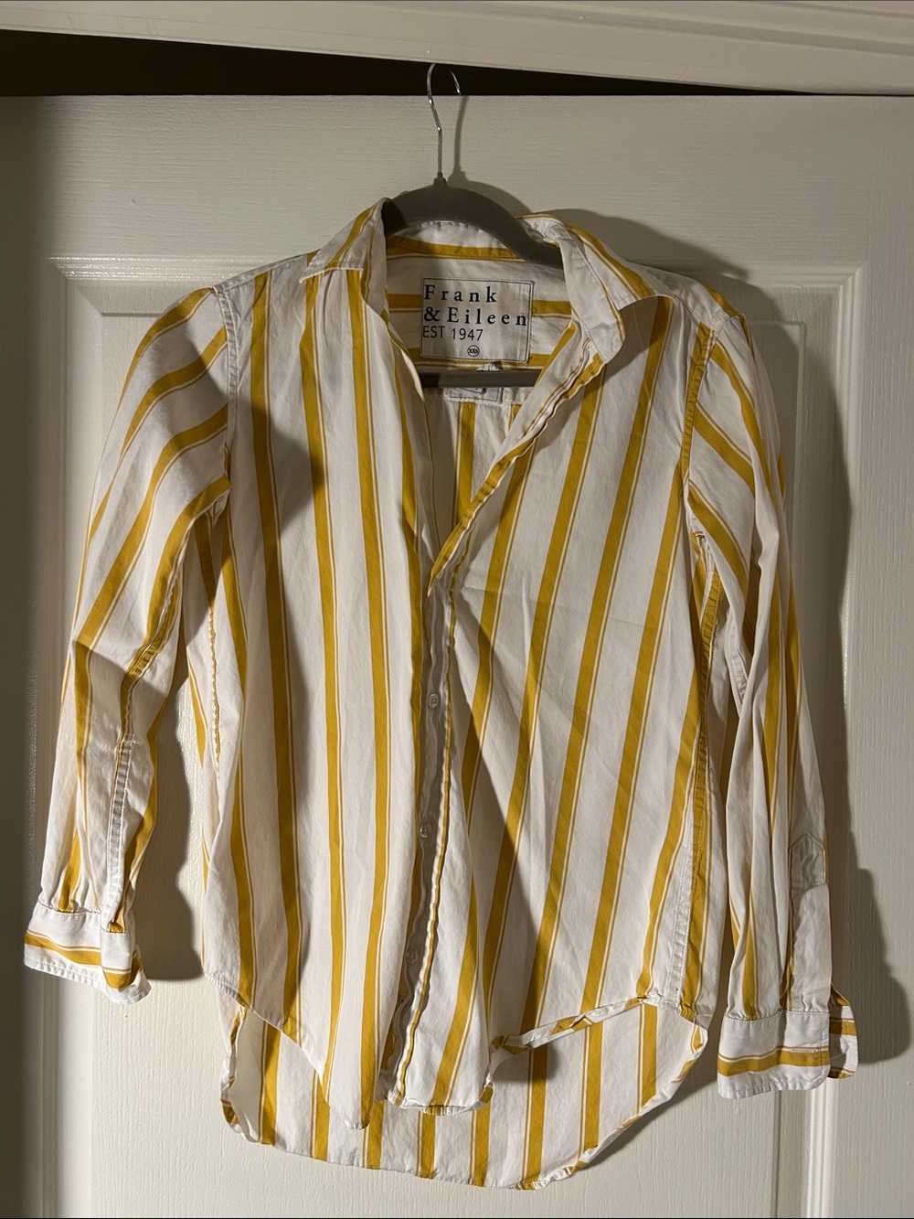 Frank & Eileen White and Yellow Striped Casual Button-Down Shirt